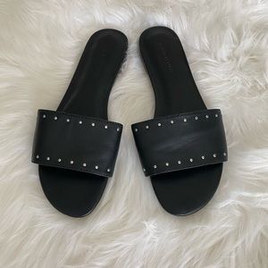 Black Sandals - Slides